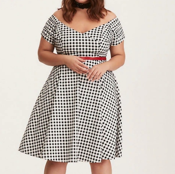 torrid Dresses & Skirts - Host Pick! Retro Chic Torrid gingham dress